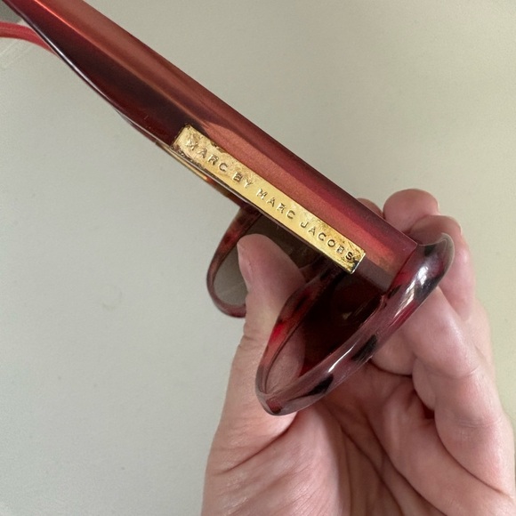 Marc by Marc Jacobs Sunglasses | Red-Pink & Brown Marble | 100% UV Protection - Picture 5 of 11